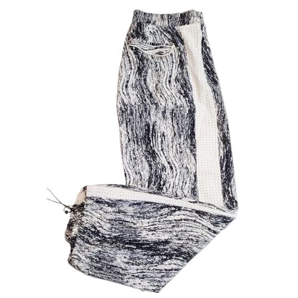 Lululemon Pants City Summer Black Casual Dance Studio Trouser Workout Pants - Picture 8 of 8